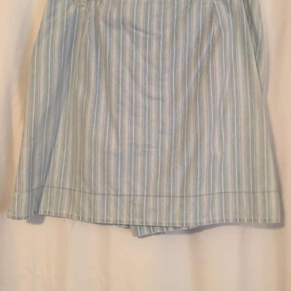 Skort - Picture 2 of 2
